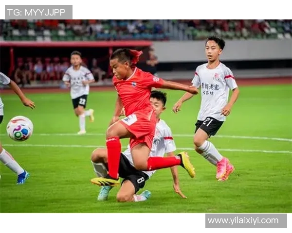 西班牙足球小将崭露头角逐梦欧洲赛场未来可期