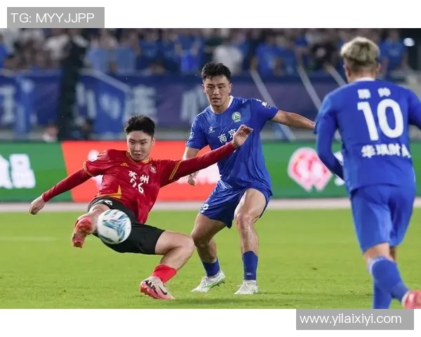 足球巨星云集榆林助力体育事业发展提升城市形象