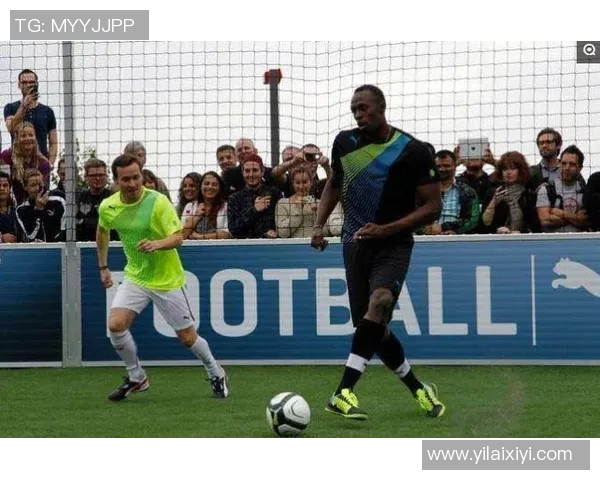 足球界姓周的球星及其精彩瞬间回顾